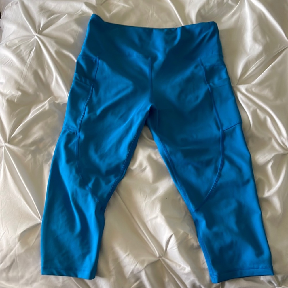 ZYIA capris workout pants